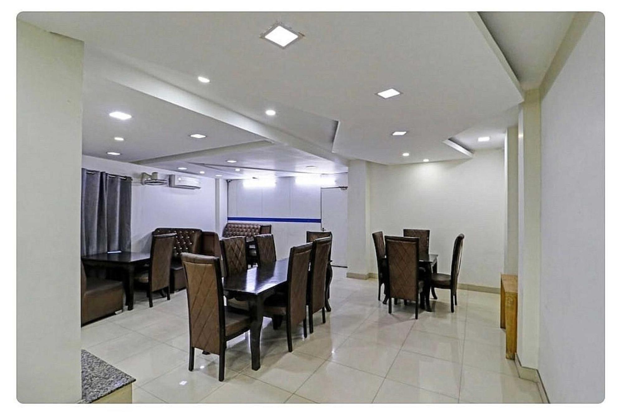 Super Hotel O Mahal New Delhi Ngoại thất bức ảnh