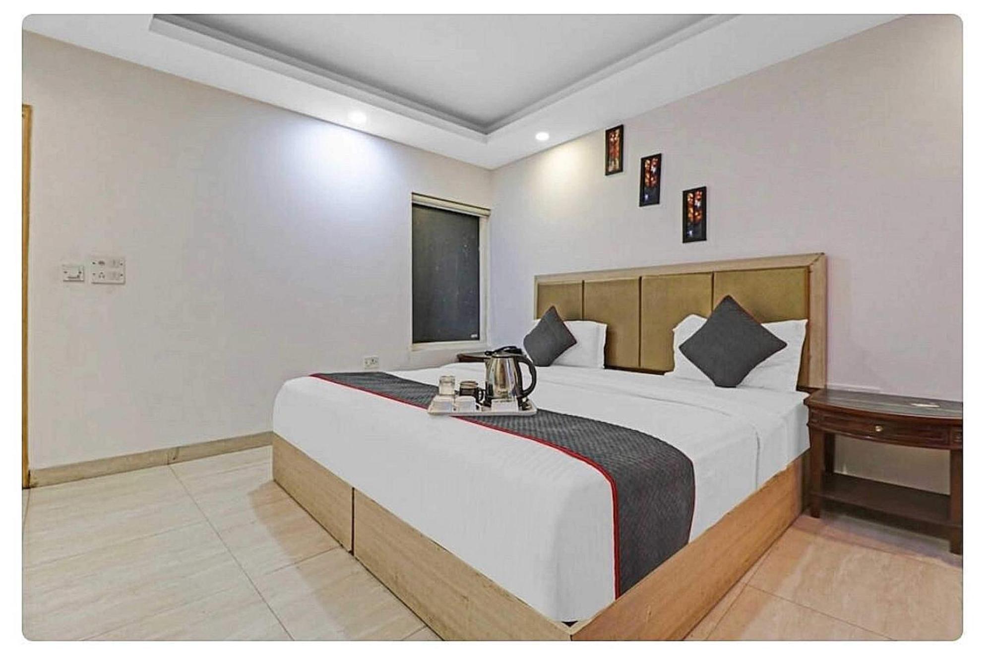 Super Hotel O Mahal New Delhi Ngoại thất bức ảnh