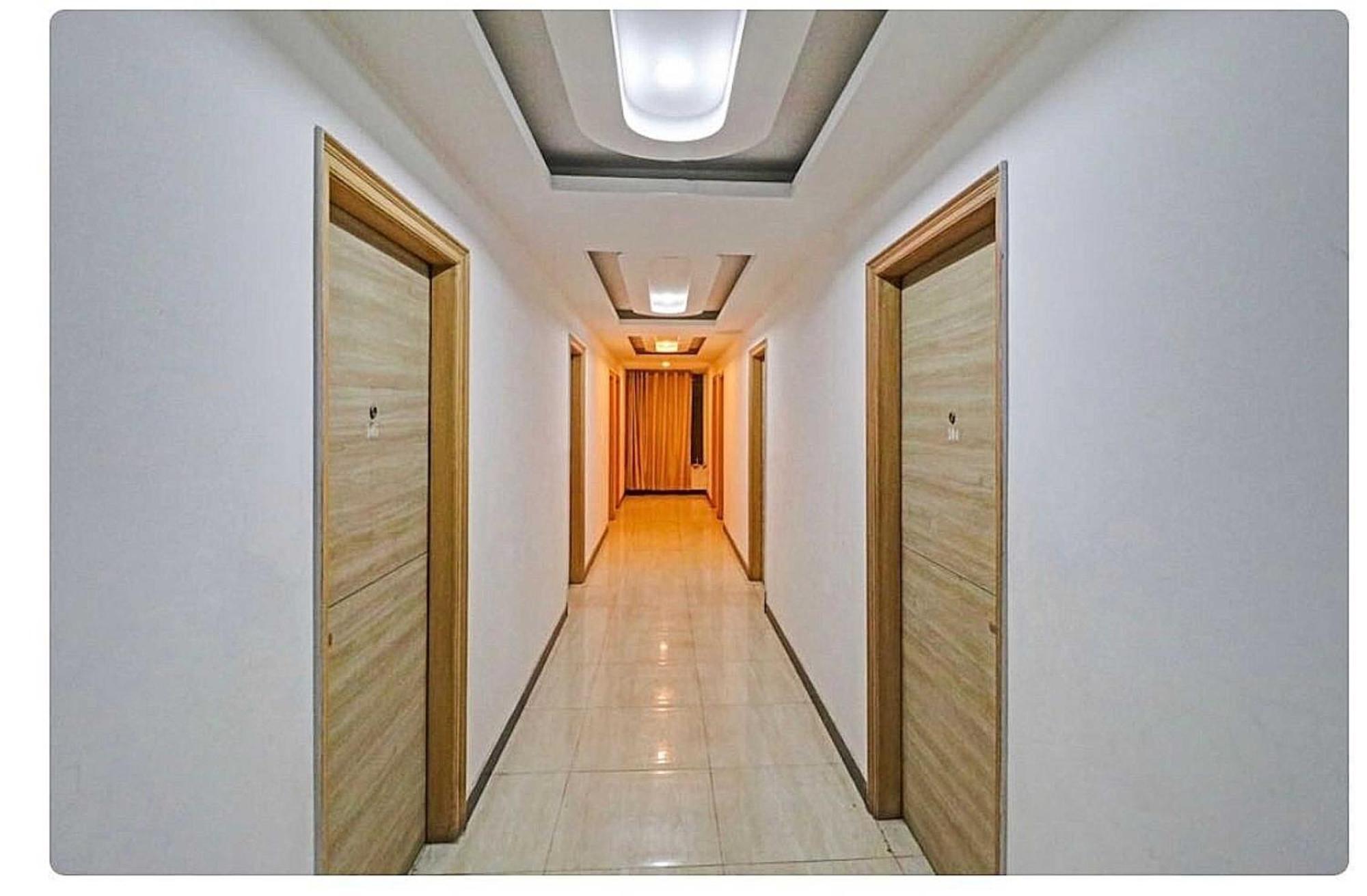Super Hotel O Mahal New Delhi Ngoại thất bức ảnh