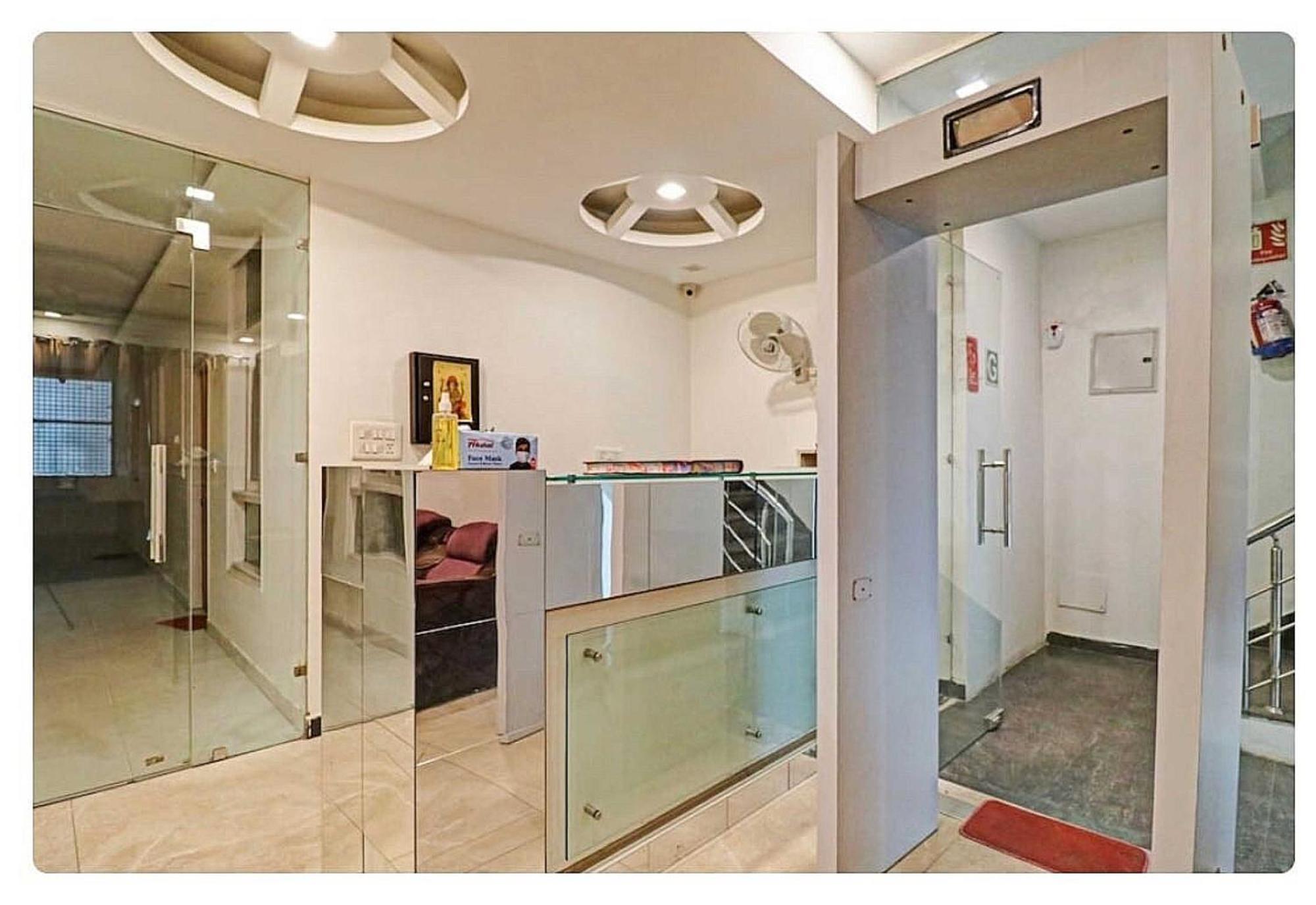 Super Hotel O Mahal New Delhi Ngoại thất bức ảnh
