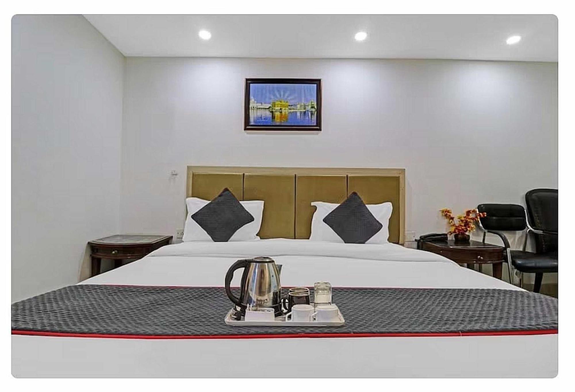 Super Hotel O Mahal New Delhi Ngoại thất bức ảnh