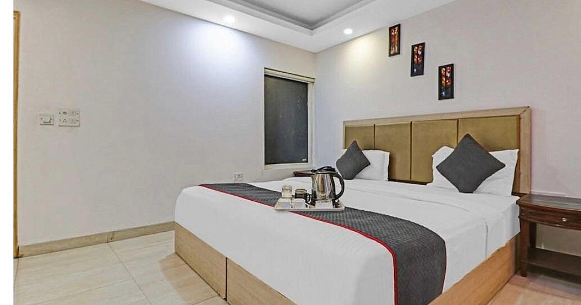 Super Hotel O Mahal New Delhi Ngoại thất bức ảnh