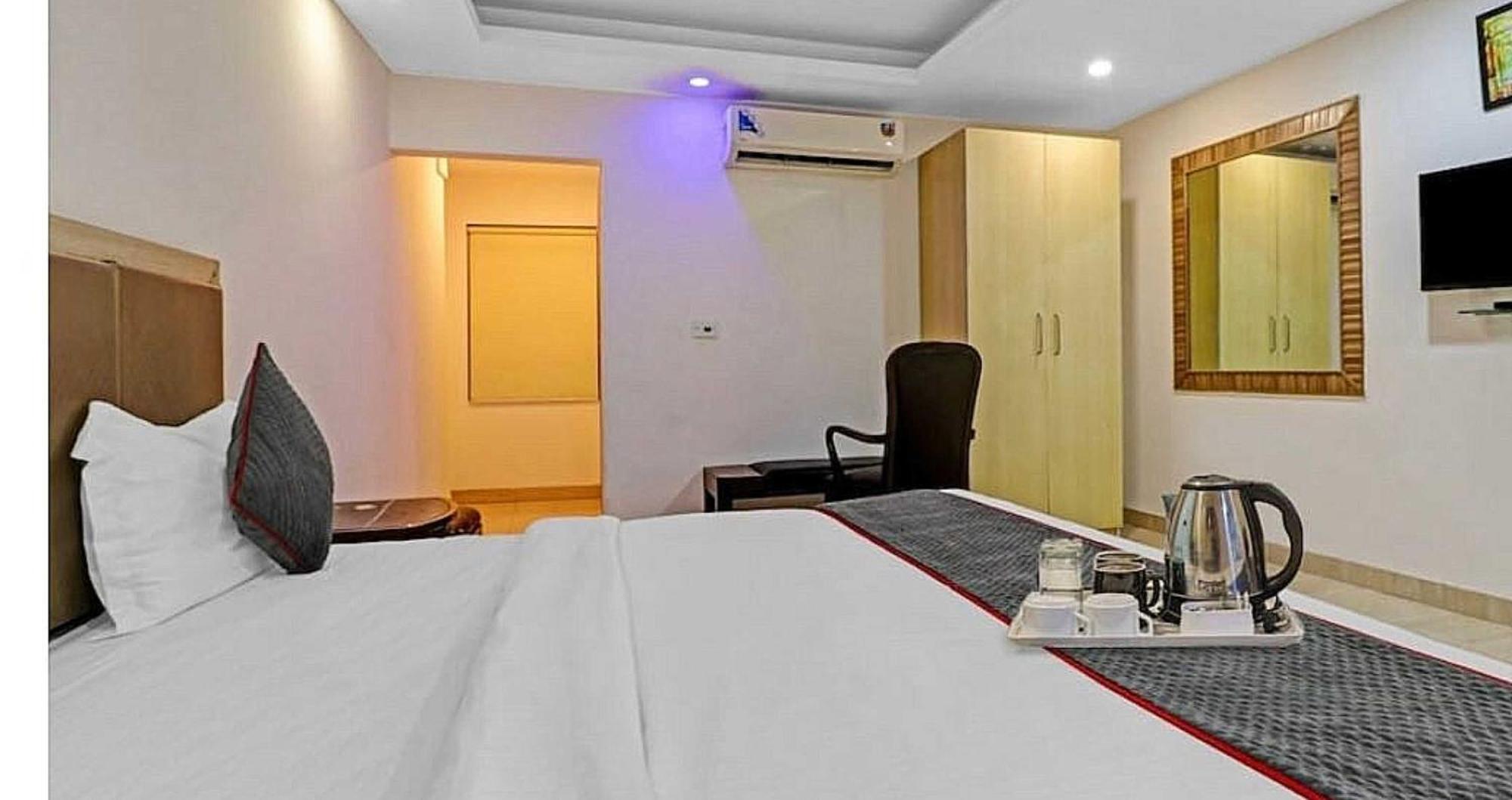 Super Hotel O Mahal New Delhi Ngoại thất bức ảnh
