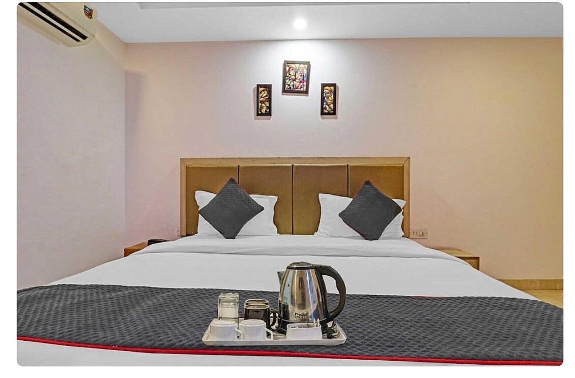 Super Hotel O Mahal New Delhi Ngoại thất bức ảnh