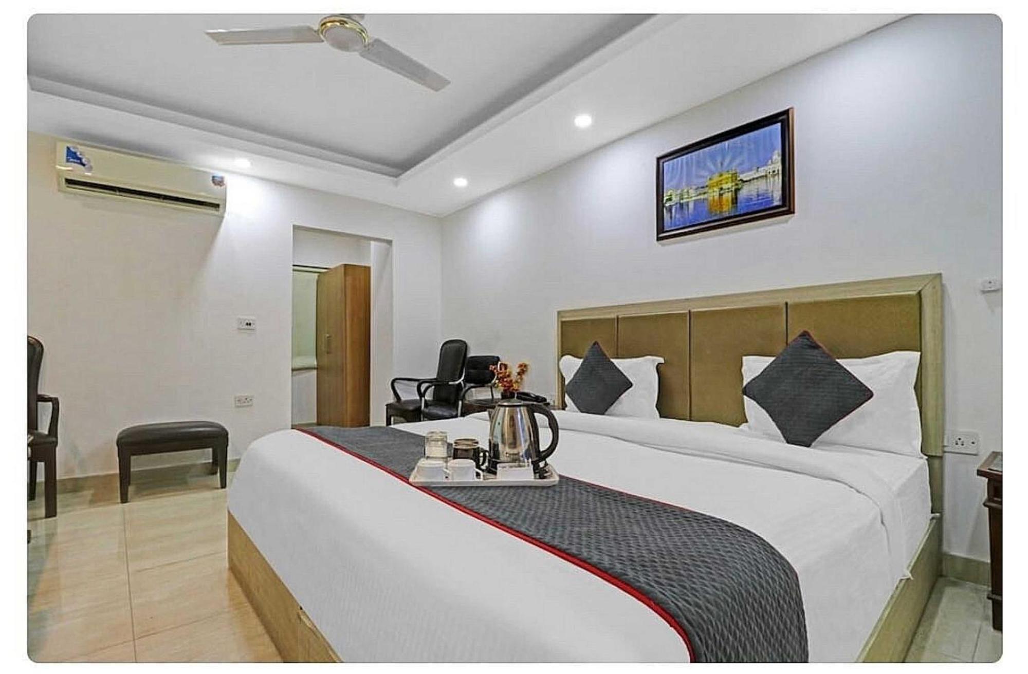 Super Hotel O Mahal New Delhi Ngoại thất bức ảnh